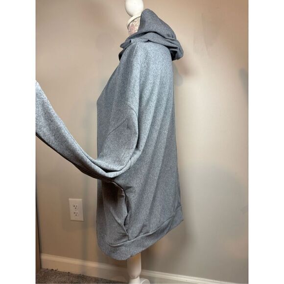 Gray Bend Active Athletic Hoodie Size Medium NWT - Picture 3 of 6